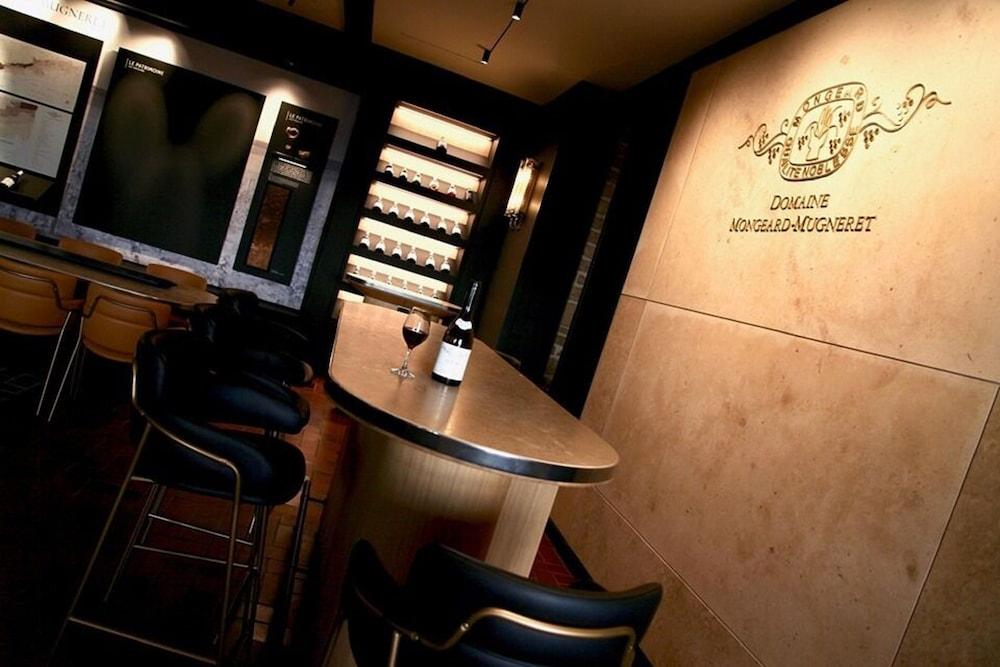 乐利斯铂尔格酒店，餐厅及Spa中心 沃恩-罗曼尼 外观 照片
